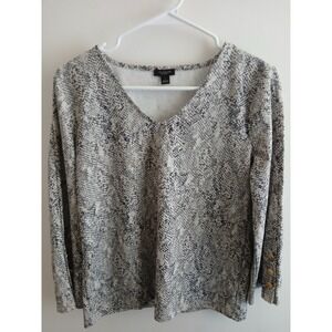 Ann Taylor Factory Gray V-neck Stretch Snakeskin Srint Top Button Sleeves Sz S